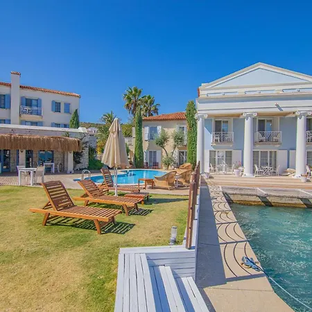 Port 3* 알라카티